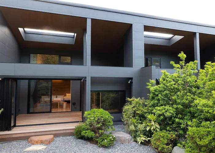 7C Villa And Winery
